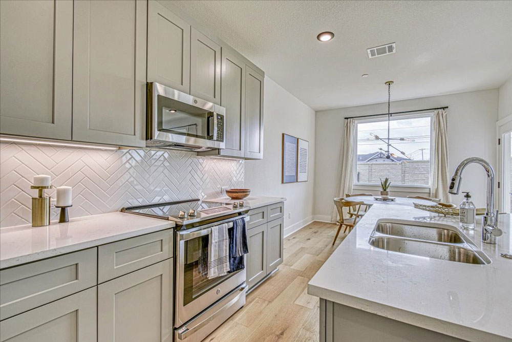 model home kitchen